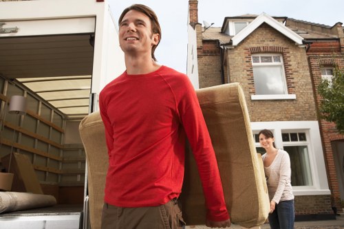 Residential relocation support with a moving van in Millhill