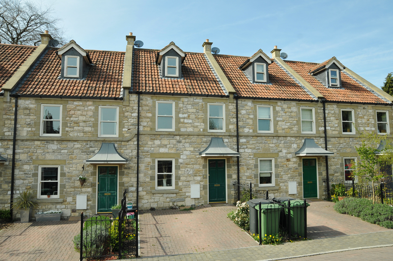 Local removalists planning access and parking for a Millhill property